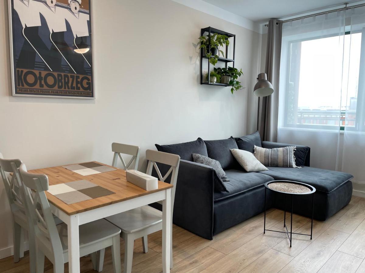Apartament Z Balkonem Ul Portowa Kołobrzeg Esterno foto